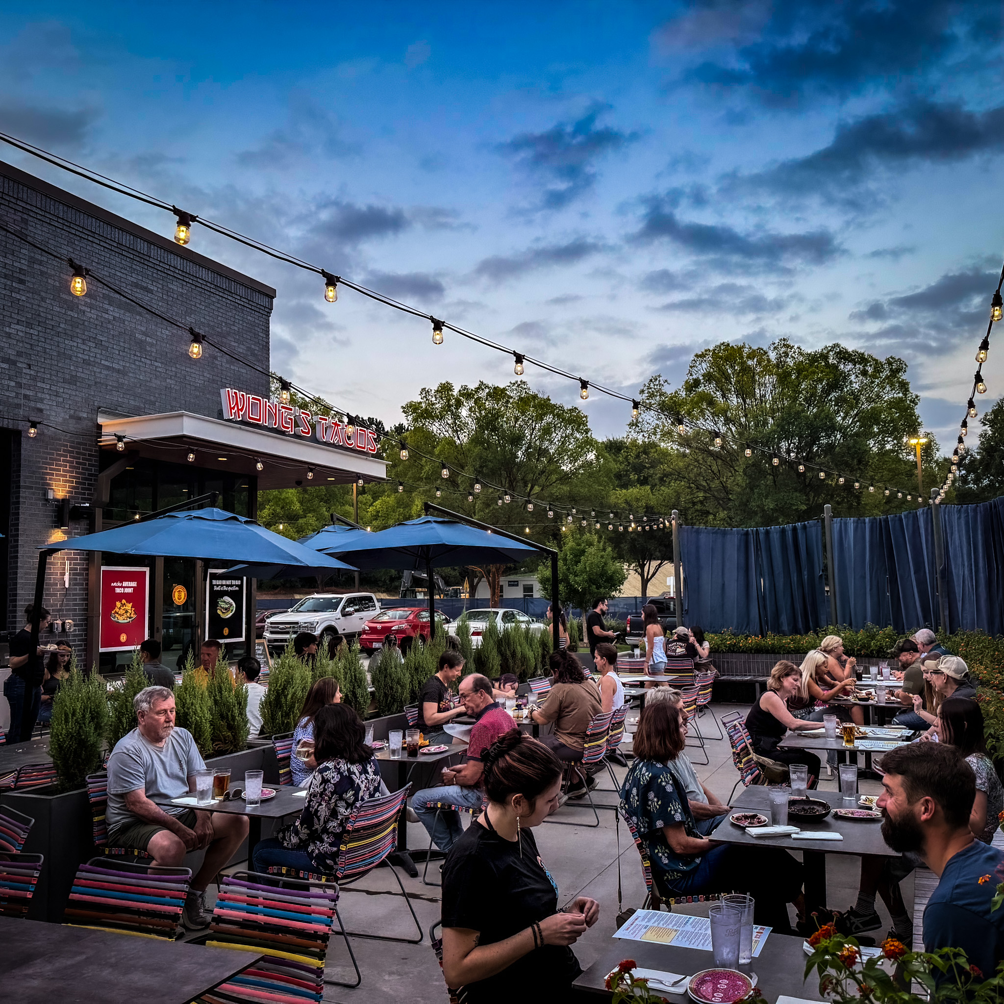 Wongs Tacos NC Patio
